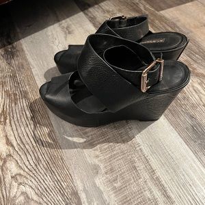 BCBG Generation wedge sandals